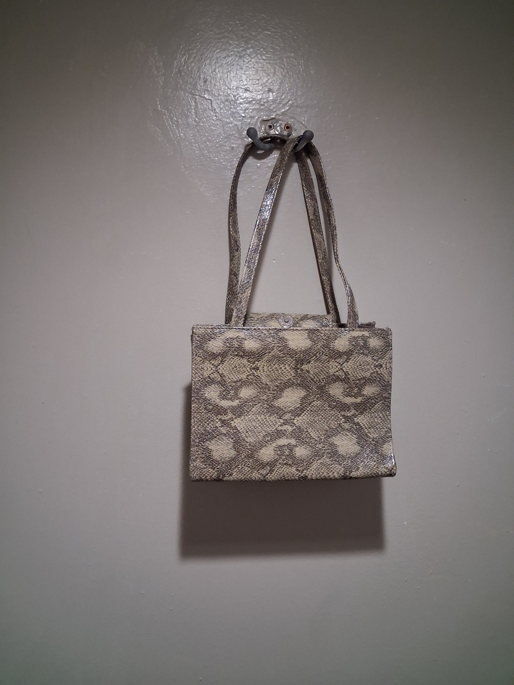 Snake-Print Shoulder Bag - Picture 2 of 5